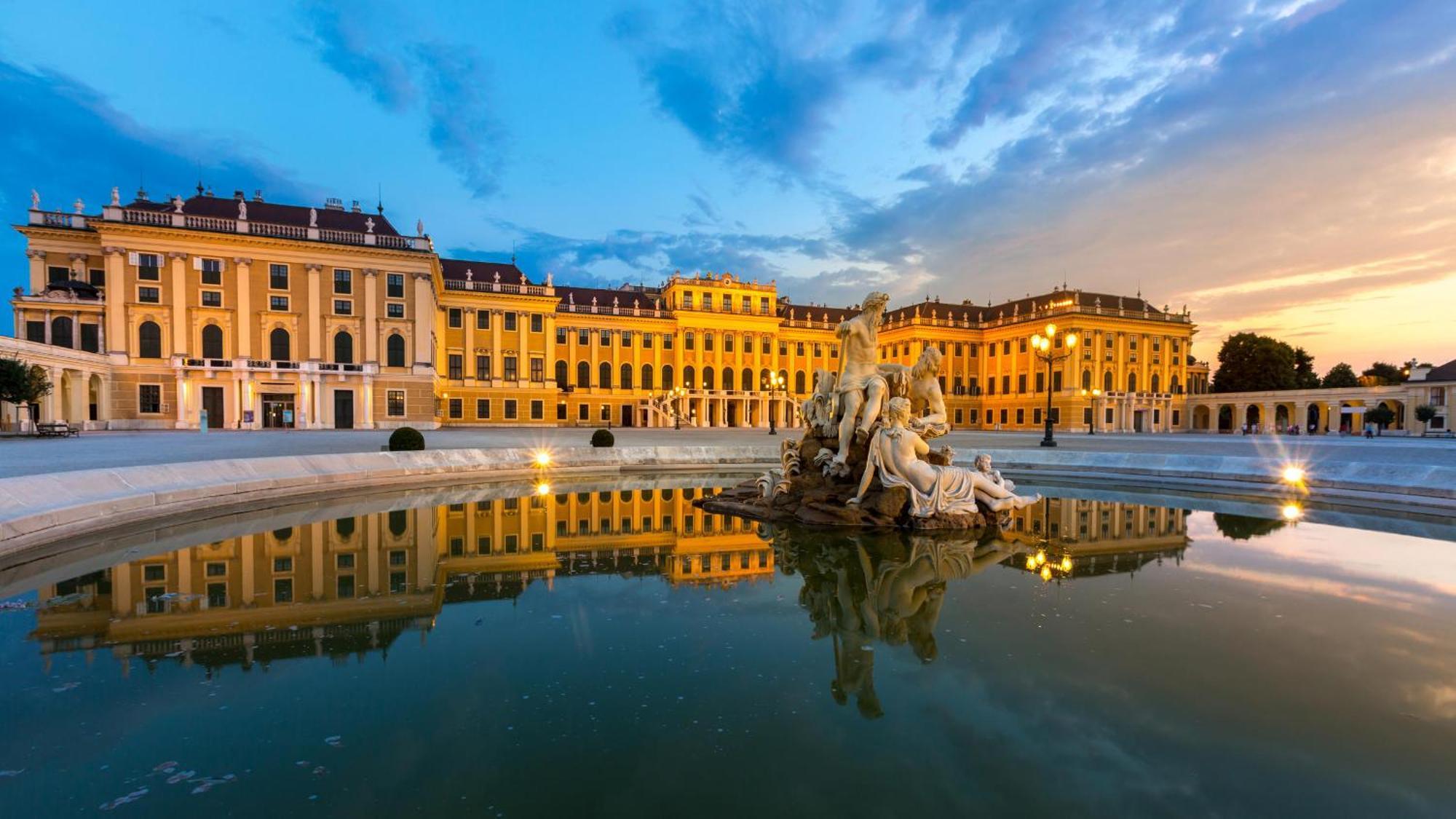 Luxe View Schoenbrunn Suite Wiedeń Zewnętrze zdjęcie